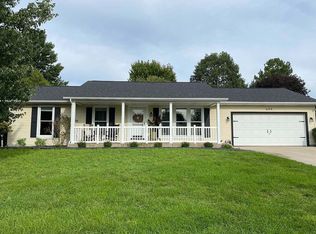 604 Fieldstone Ln, Middlebury, IN 46540