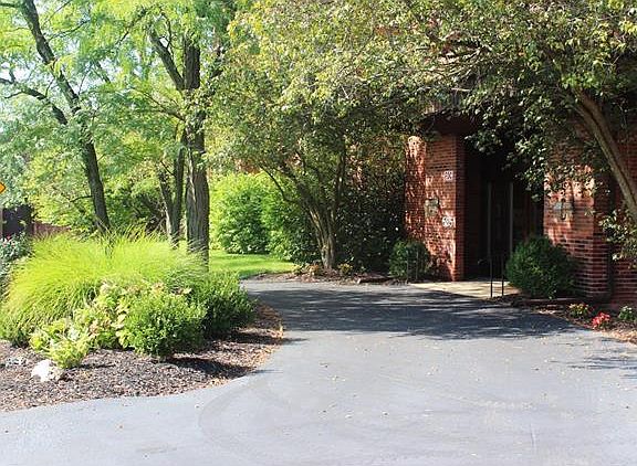 3rd image of 585 Coeur De Royale Dr APT 201