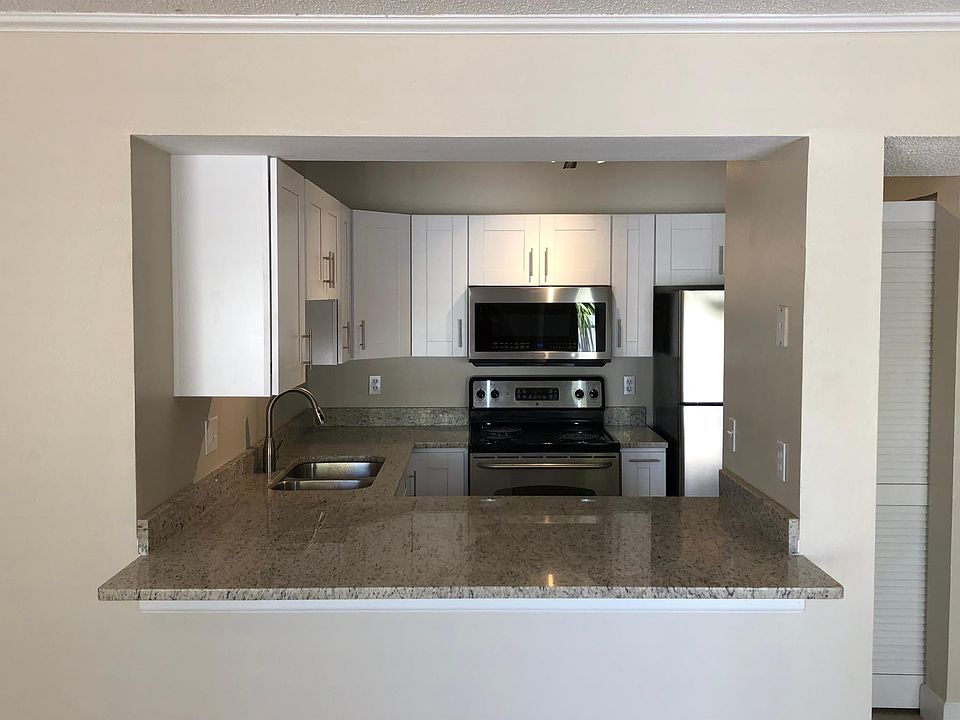 1st image of 603 S Melville Ave APT 13
