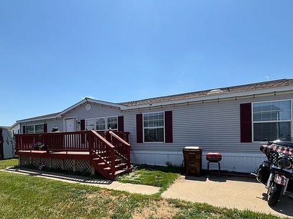 149 Memorial Dr