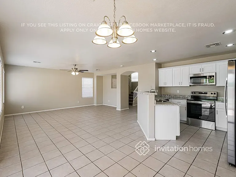 15324 W Watson Ln — Photo 7