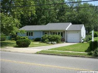 49 Throckmorton Ln, Old Bridge, NJ 08857