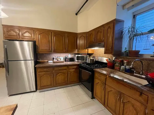 25-67 42nd Street image 1 of 12