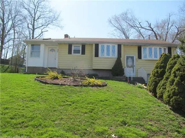 39 Bunker Hill Rd, New Britain, CT 06053