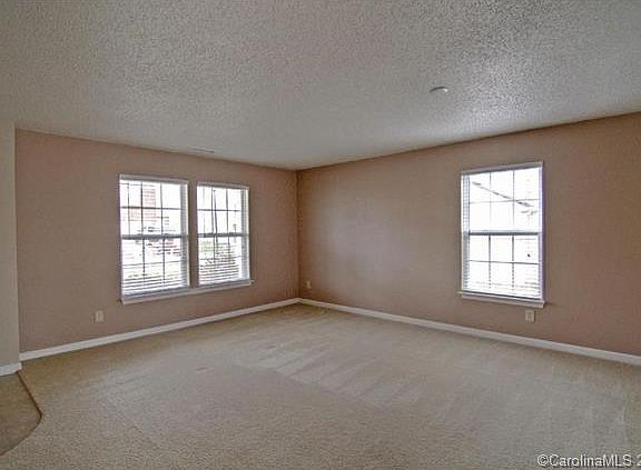 4th image of 133 Ashton Woods Ct