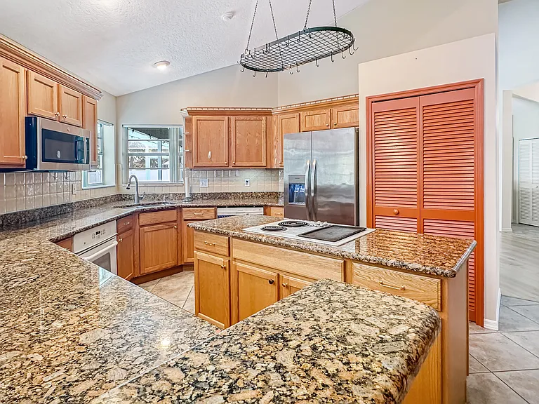 1860 Cobia Dr — Photo 8