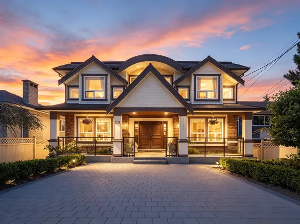 15354 Royal Ave, White Rock, BC V4B 1M8