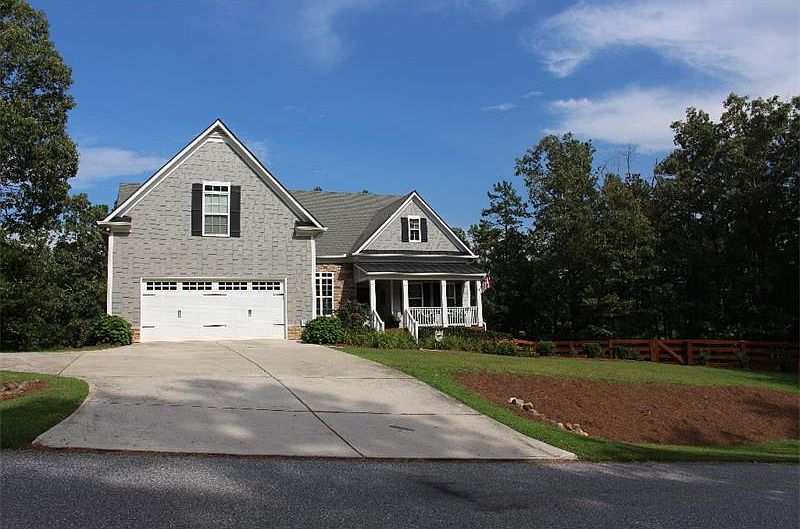 1st image of 301 Crooked Creek Dr