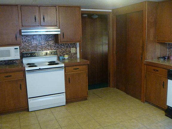 3rd image of 322 N Sprague Ave
