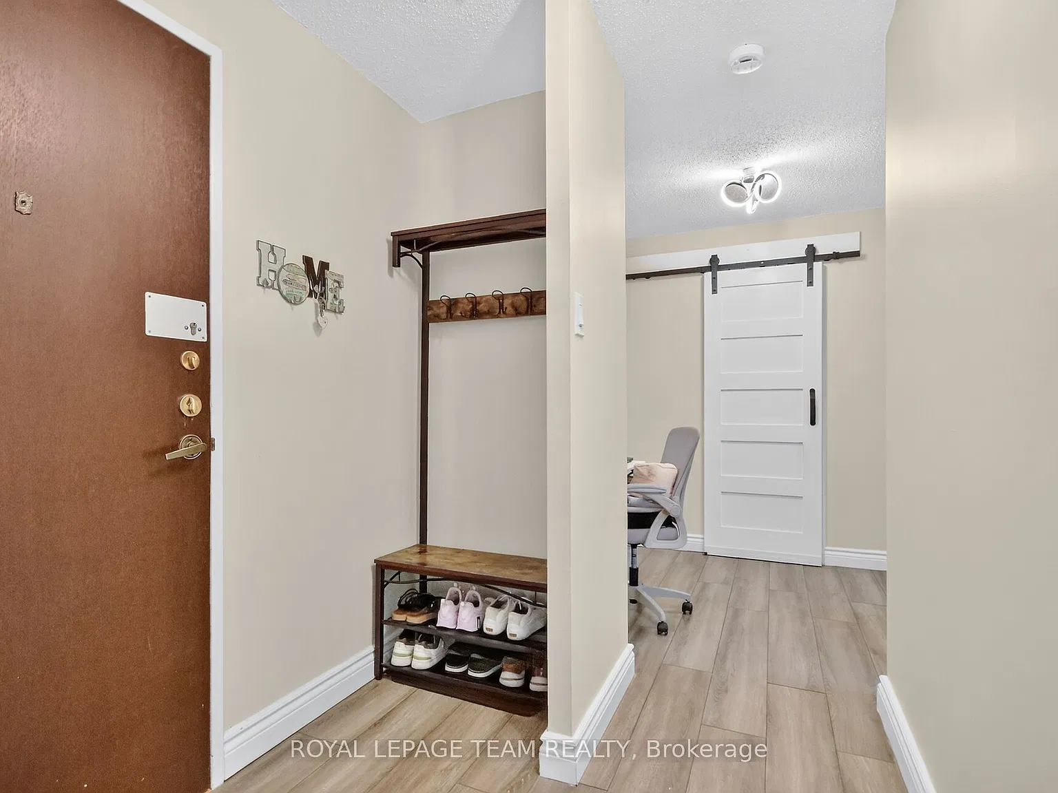 2 bed, $2,300 — Photo 2