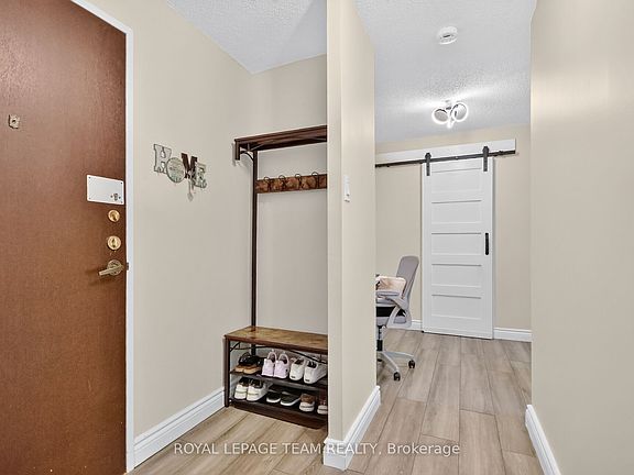 2nd image of 1505 Baseline Rd Unit 412