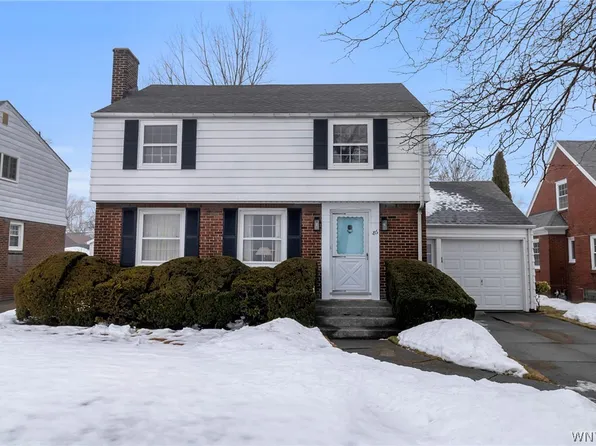 86 Highland Pkwy, Buffalo, NY 14223