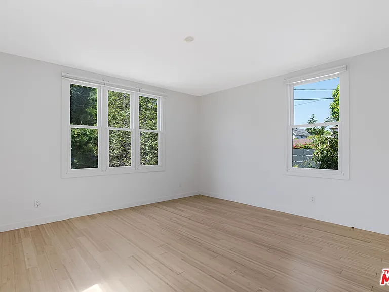 4155 Lincoln Ave — Photo 16