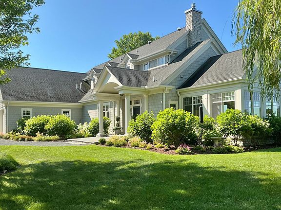 2nd image of 1105 Ferndale Rd W