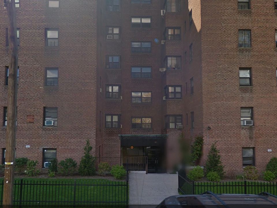 1st image of 50 Fleetwood Ave APT 3D