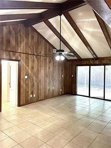 3 bed, 2.5 bath, 1500 sqft, $1,495 — Photo 4