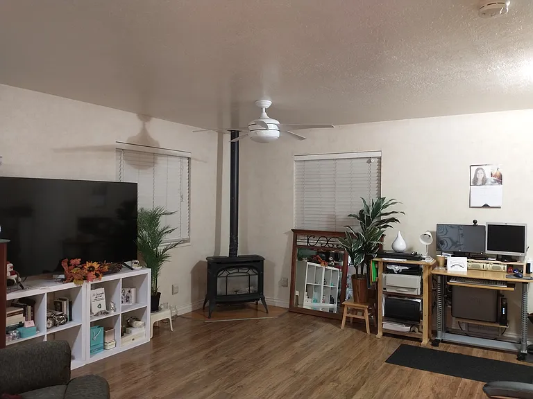 N 300 W — Photo 4