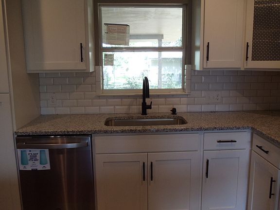 3rd image of 1023 Olney Dr