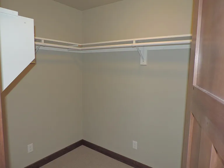 1306 Fozzie Ln #C — Photo 9
