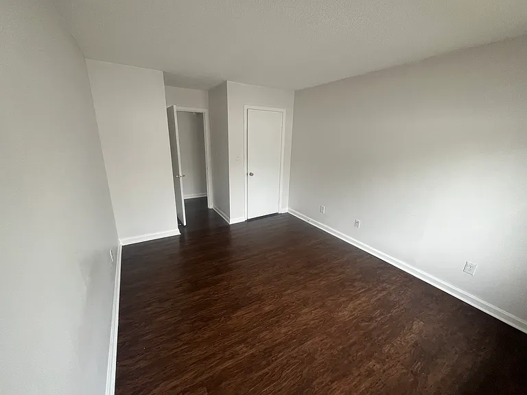 1411 Turkey Ridge Rd #D — Photo 7