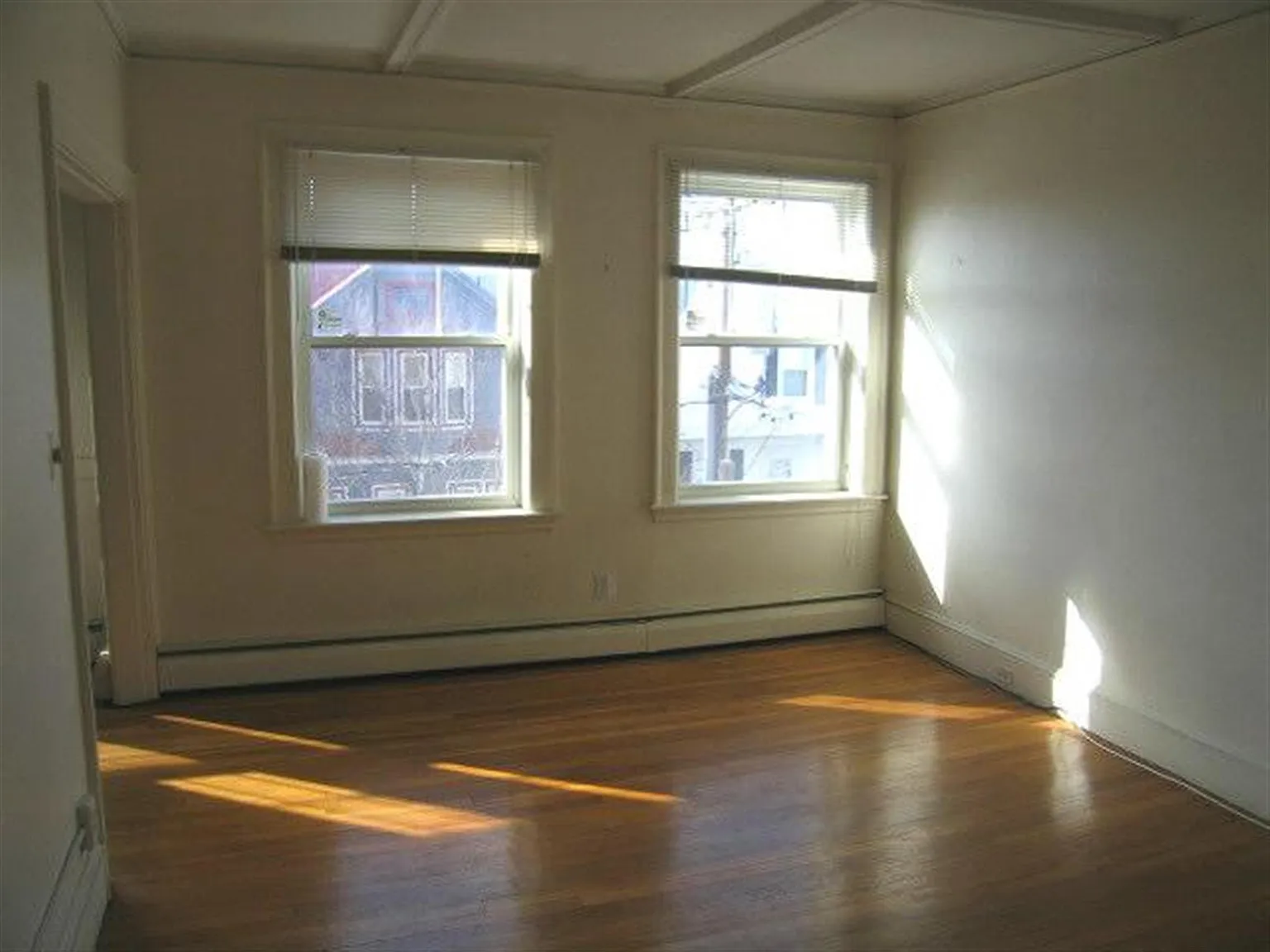 1 bed, $2,850 — Photo 2