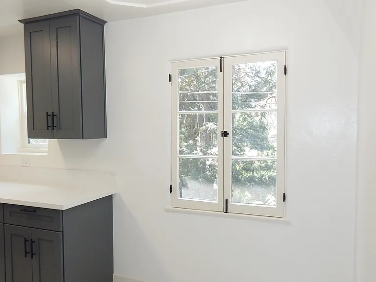 1764 Prospect Dr — Photo 10