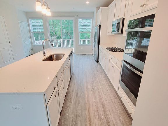 4th image of 23393 Sugar Pine Ln