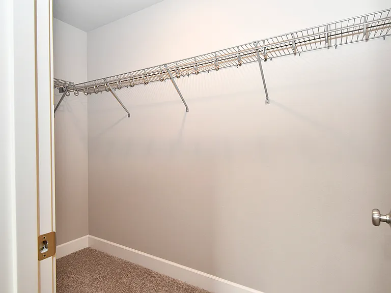 3625 NE Spruce Dr — Photo 9