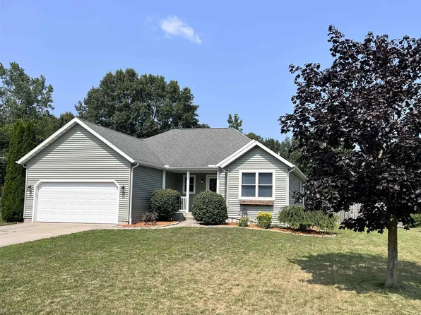 30613 Oakbrook Dr, Granger, IN 46530