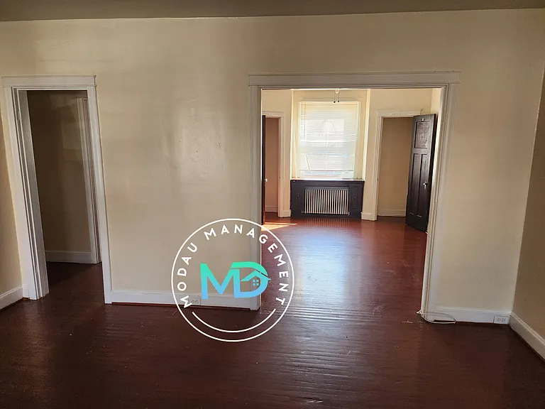 4329 Shamrock Ave — Photo 6