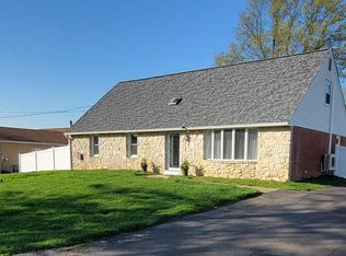 450 Hazel Ave, Feasterville, PA 19053