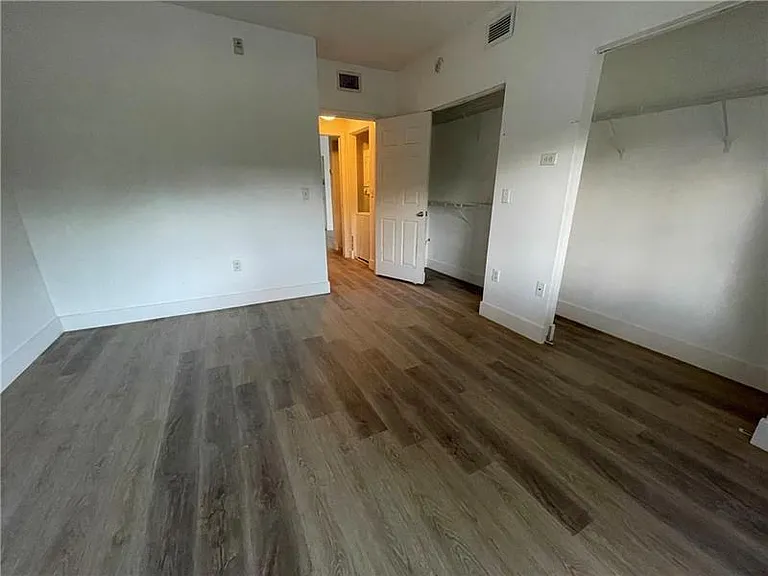 2160 E Preserve Way #201 — Photo 10