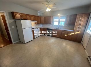 2 Middle St #1R, Newton, MA 02458