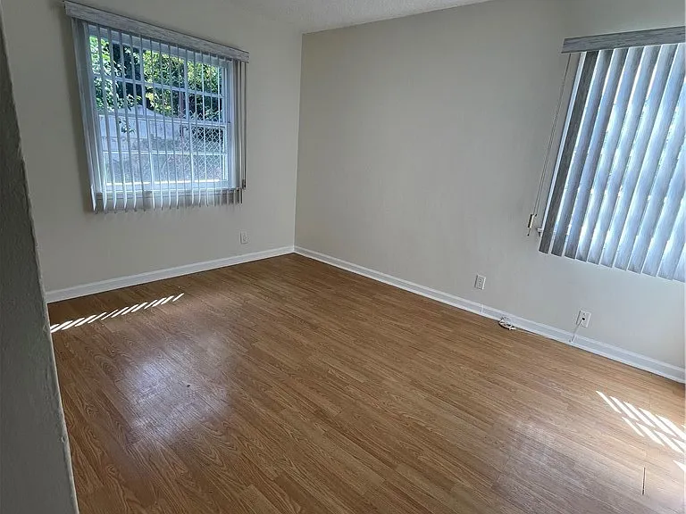 14261 Cedarwood St — Photo 6