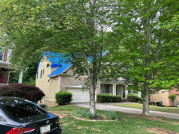 3rd image of 7135 Hampton Creek Dr