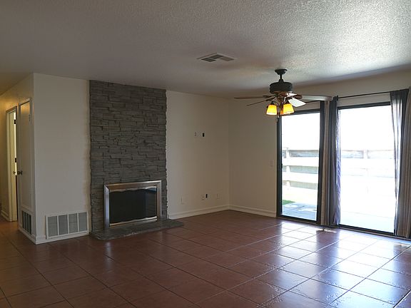 4th image of 53805 Avenida Martinez