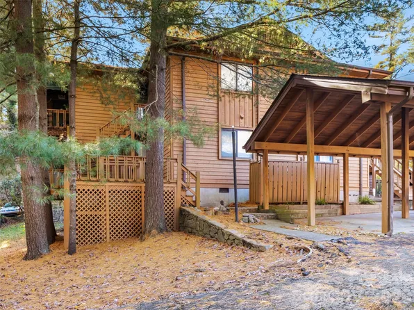 531 Courtwood Ln #2, Hendersonville, NC 28739