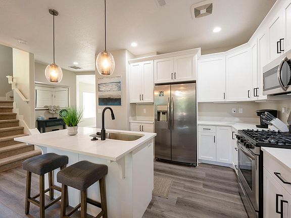 5th image of 782 E Christy Creek Ln #4