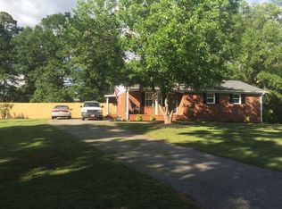 916 Old Wagon Rd, Boiling Springs, SC 29316