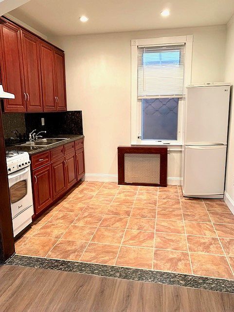 1st image of 30-79 41st St #2R