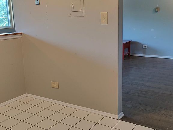 4th image of 77 Central Ave APT 204