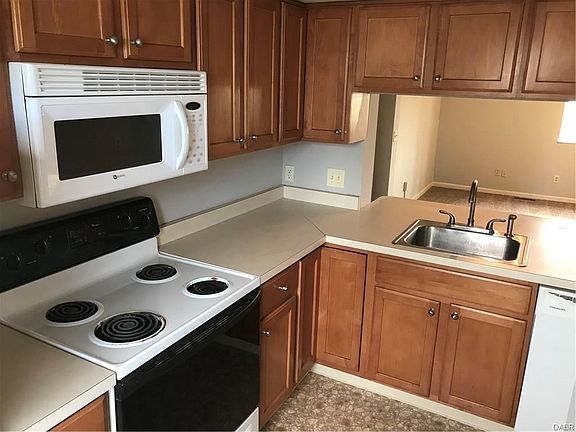 5th image of 114 Pepperwood Pl
