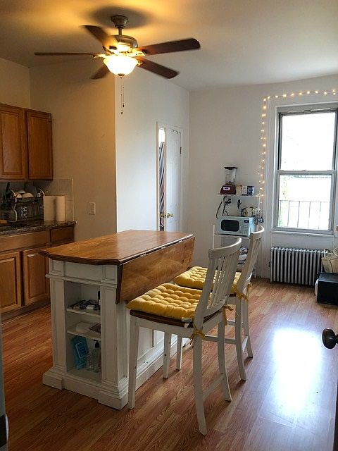 1st image of 158 Bedford Ave APT 3l