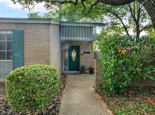 10417 Pagewood Dr, Dallas, TX 75230