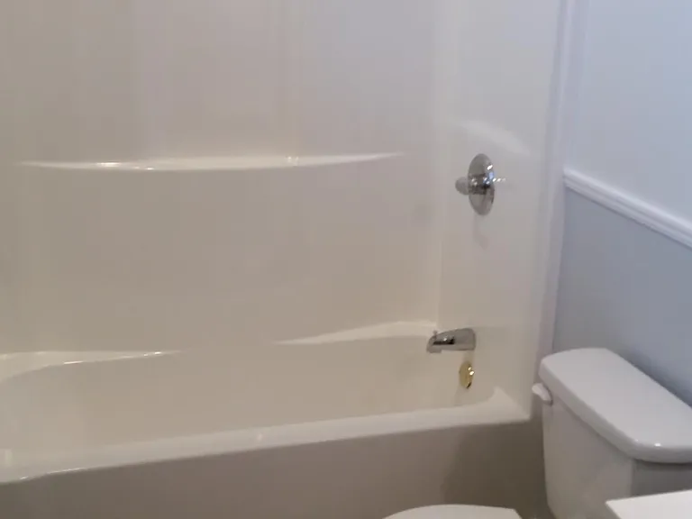 2305 W Evergreen Dr — Photo 6