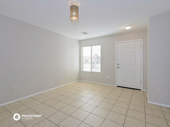 3rd image of 4071 E Agate Knoll Dr