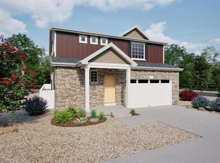 22382 E 38th Pl, Aurora, CO 80019