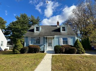 239 Willow Rd, Hellertown, PA 18055