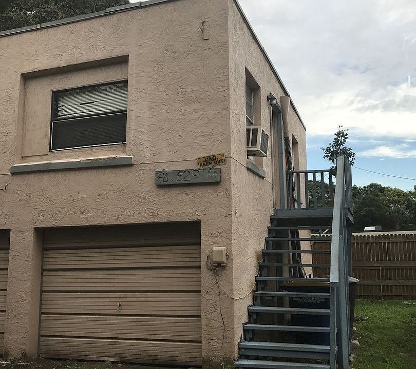 1st image of 629 Woodlawn St #A