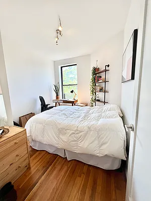 Rented by EastMount Realty LLC | media 9